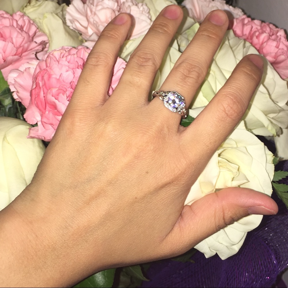 NEW White gold plated cubic zirconia ring 7;8;9